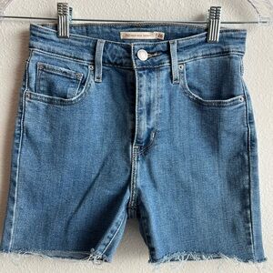 Levi's 721 High Rise Skinny Shorts in Blue Denim